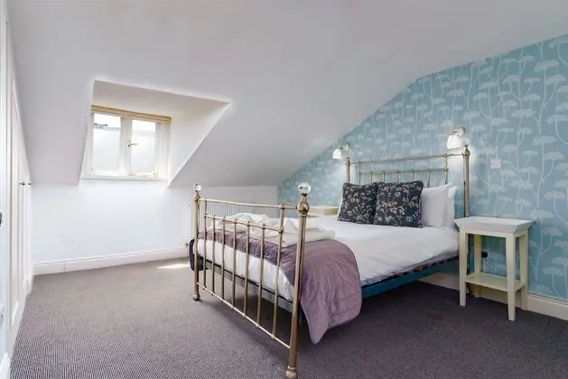 Tek Büyük Yataklı Oda, Banyolu/Duşlu