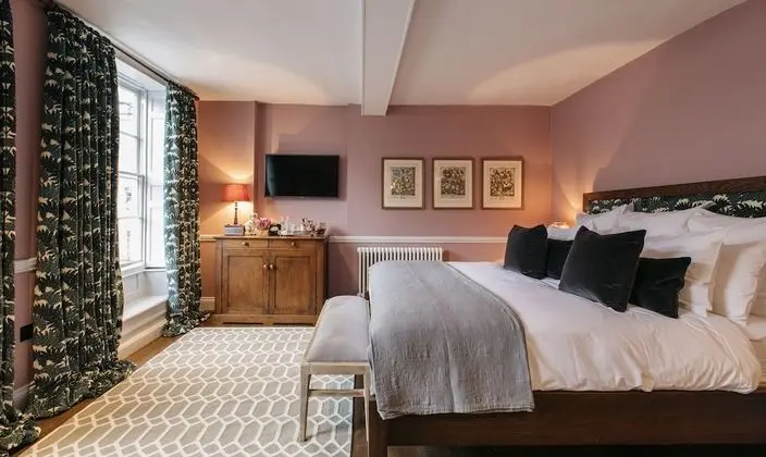 Super King Room - Room 1