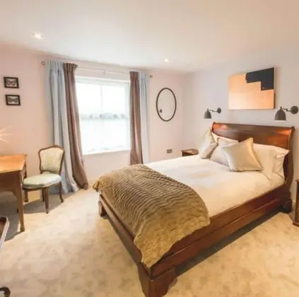 Tek Büyük Yataklı Oda