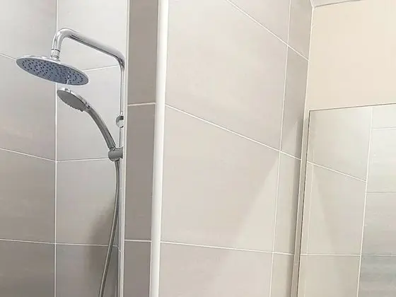 Deluxe Tek Büyük Yataklı Oda, Banyolu/Duşlu