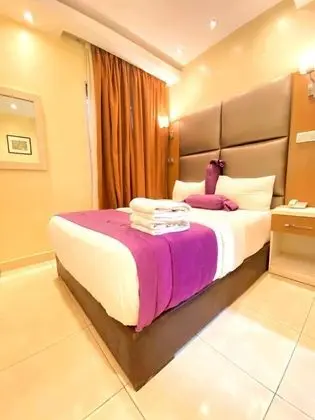 Standard Oda, 1 Çift Kişilik Yatak, Sigara İçilmez