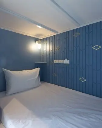 Bed in 8-Bed Mixed Dormitory Room