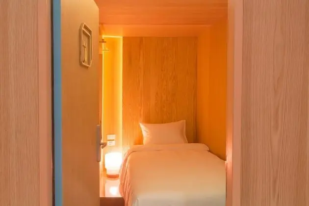 Single 4hours Use - Guest must provide check-in time in remark