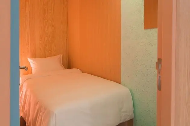 Single 6hours Use - Guest must provide check-in time in remark