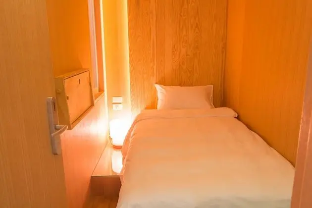 Single 8hours Use - Guest must provide check-in time in remark