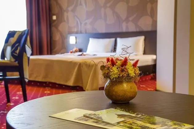 Business Süit, 1 En Büyük (King) Boy Yatak