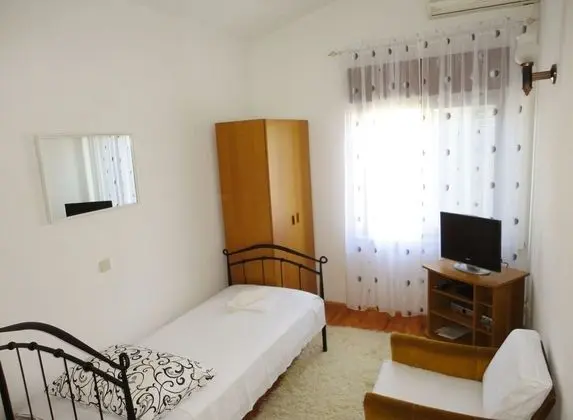 Apart Daire (Božana - with parking - A1(2))