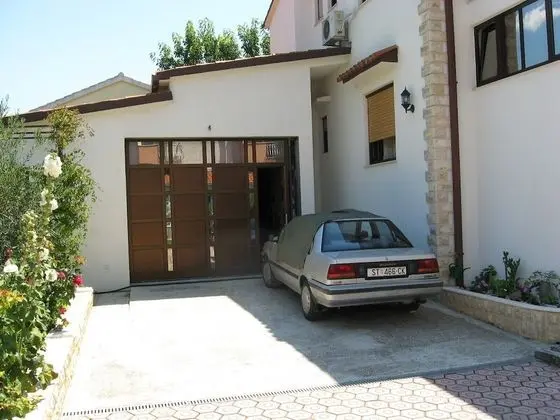Apart Daire (Božana - with parking - A2(2+2))