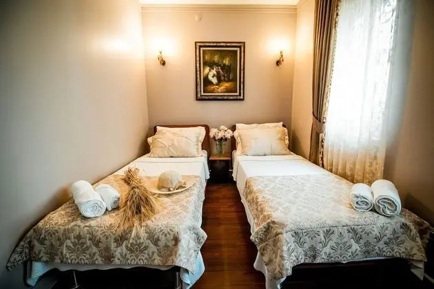Deluxe Dört Kişilik Oda