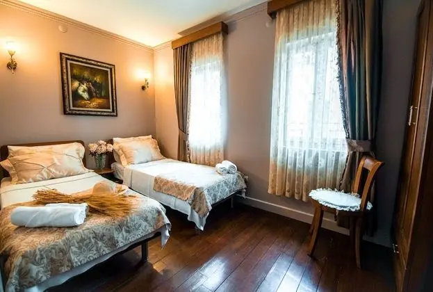 Deluxe Dört Kişilik Oda