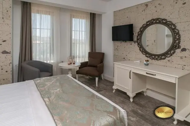 Deluxe Tek Büyük Yataklı Oda