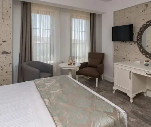 Deluxe Tek Büyük Yataklı Oda
