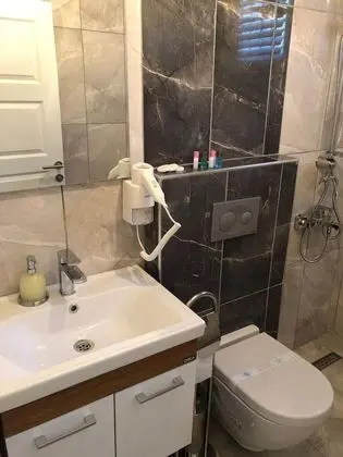 Economy Üç Kişilik Oda