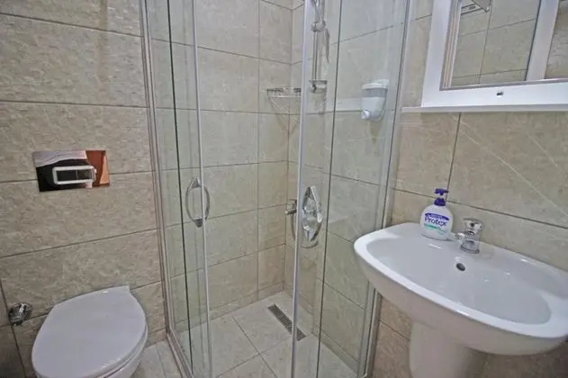 Standart Oda, Sokak Manzaralı