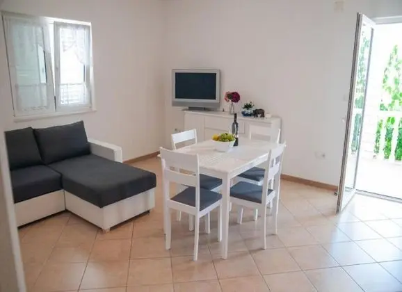 Apart Daire (Boze - 100 m from sea - A1(2+2))