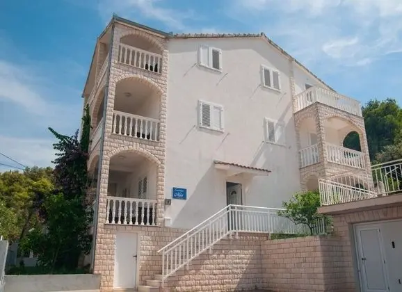 Apart Daire (Boze - 100 m from sea - A2(2+2))