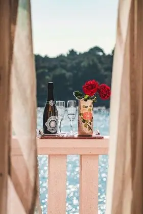 Tek Büyük Yataklı Oda, Balkon, Deniz Manzaralı