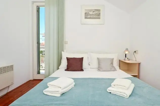 Apart Daire (Bozo - amazing terrace and sea view -)