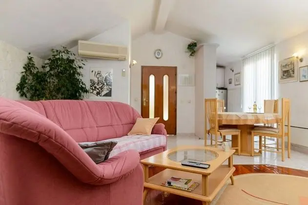 Apart Daire (Bozo - amazing terrace and sea view -)