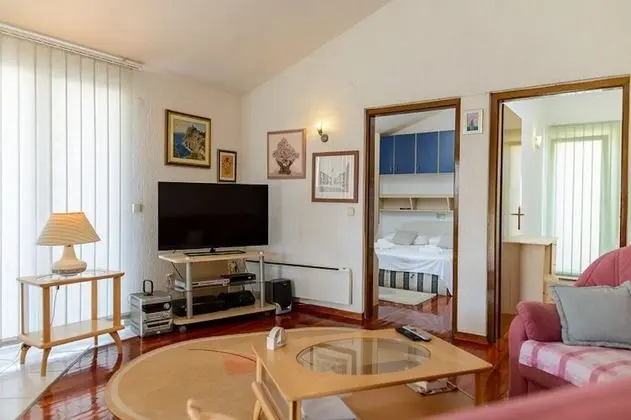 Apart Daire (Bozo - amazing terrace and sea view -)