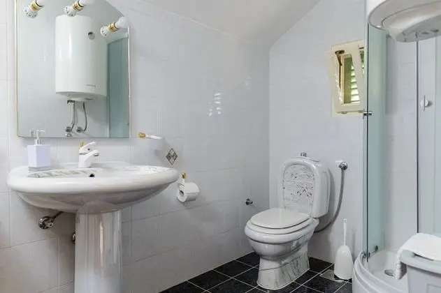 Apart Daire (Bozo - amazing terrace and sea view -)