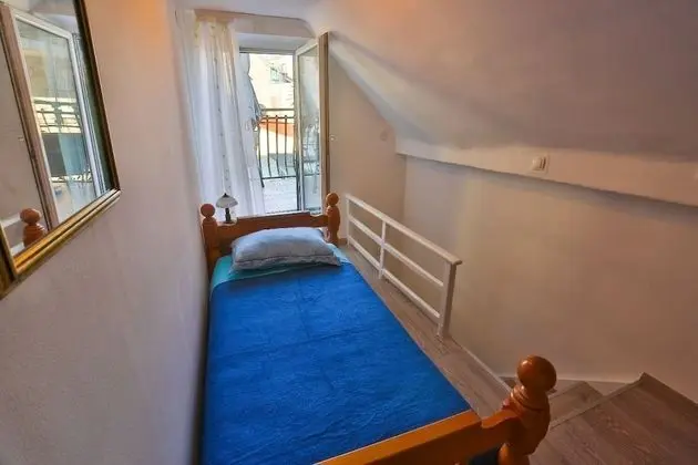 Apart Daire (Božo - in centre - A1(3+1))