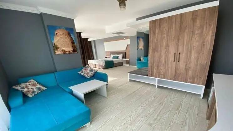 Tek Büyük veya İki Ayrı Yataklı Oda, Şehir Manzaralı