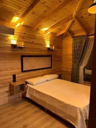 Bungalow 3 Kişilik Oda, Dağ Manzaralı, Balkonlu