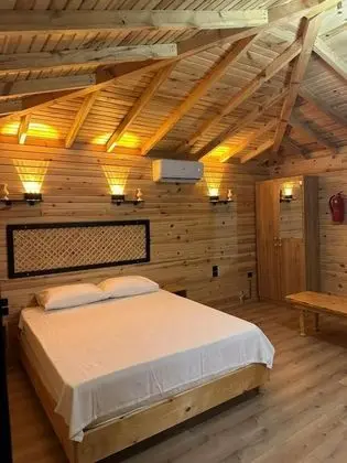 Bungalow 3 Kişilik Oda, Dağ Manzaralı, Balkonlu