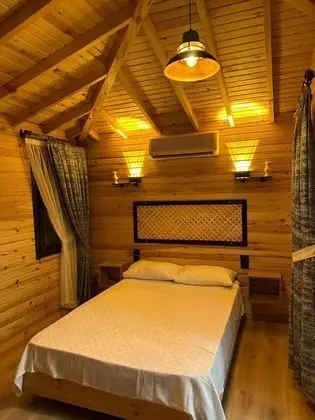Bungalow 3 Kişilik Oda, Dağ Manzaralı, Balkonlu