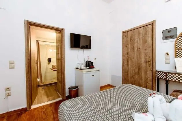Tek Büyük Yataklı Oda (Ground Floor)