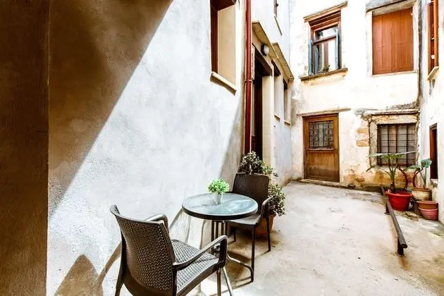 Tek Büyük Yataklı Oda (Ground Floor)