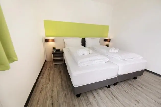 Standard Tek Büyük Yataklı Oda