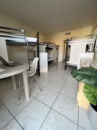 Deluxe Ortak Ranzalı Oda, Karma Ranzalı Oda