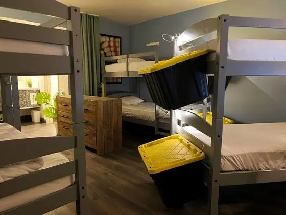 Deluxe Ortak Ranzalı Oda