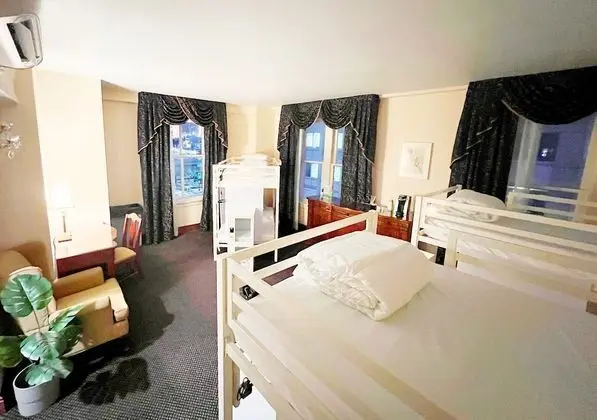 Deluxe Ortak Ranzalı Oda, Sadece kadınlar için, Şehir Manzaralı