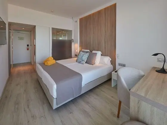 Büyük Yataklı Tek Kişilik Oda, Balkon