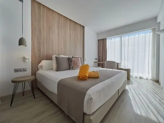 Büyük Yataklı Tek Kişilik Oda, Balkon