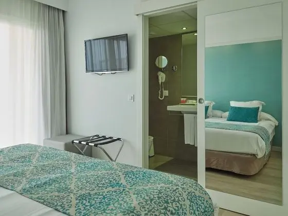 Büyük Yataklı Tek Kişilik Oda, Balkon