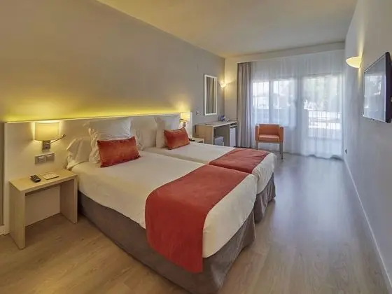Büyük Yataklı Tek Kişilik Oda, Balkon