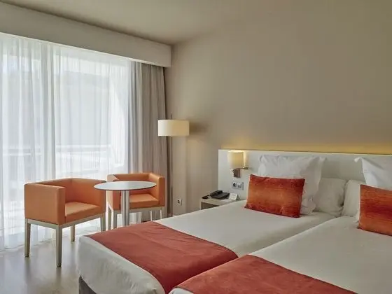 Büyük Yataklı Tek Kişilik Oda, Balkon