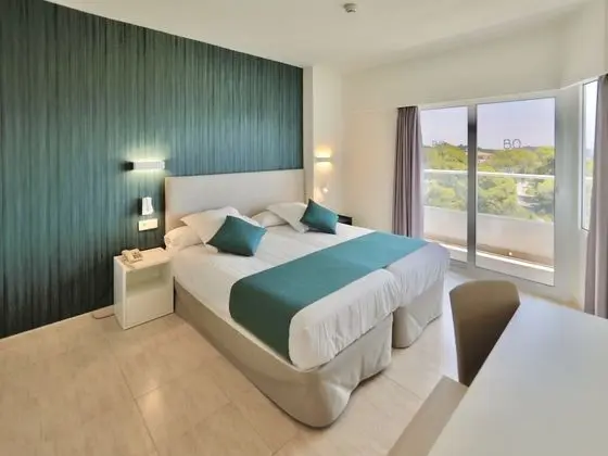 Tek Büyük Yataklı Oda, Balkon (2 adults + 1 Child)