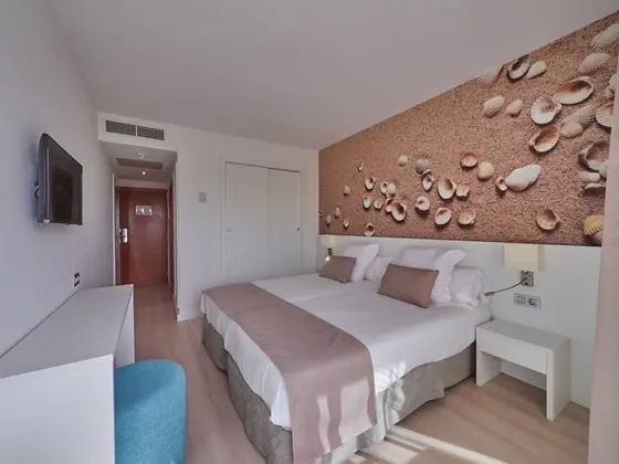 Tek Büyük Yataklı Oda, Balkon