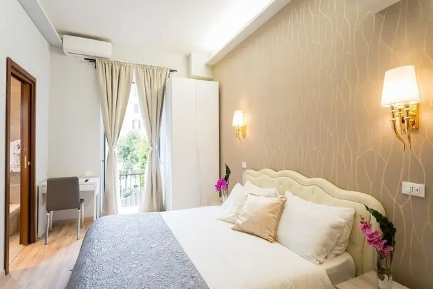 Deluxe Tek Büyük Yataklı Oda, 1 Yatak Odası, Avlu Manzaralı
