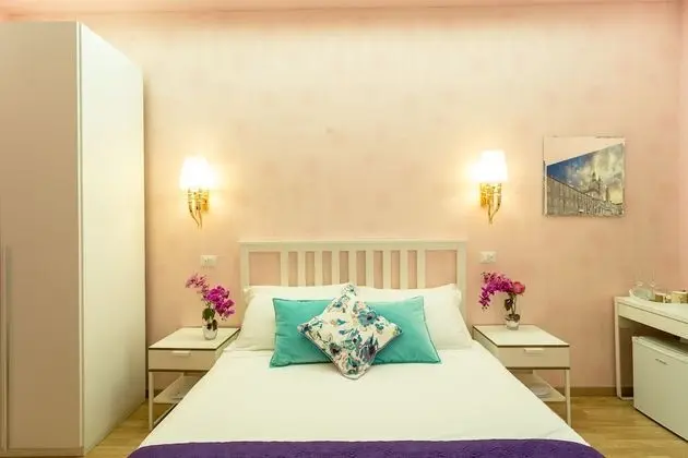 Deluxe Tek Büyük Yataklı Oda, 1 Yatak Odası, Avlu Manzaralı