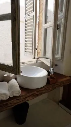 Deluxe Tek Büyük Yataklı Oda (Dalla)