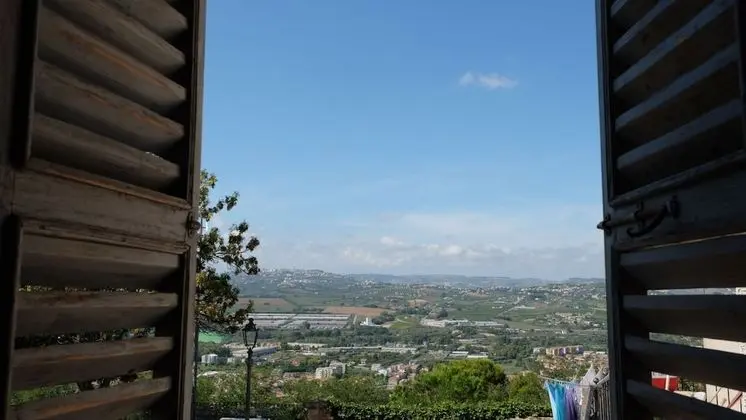 Deluxe Tek Büyük Yataklı Oda (Dalla)