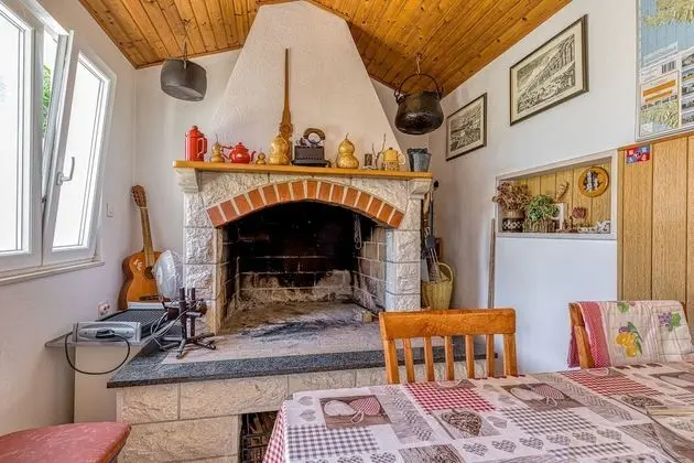 Standard Stüdyo, 1 Çift Kişilik Yatak, Deniz Manzaralı, Bahçeli (Brač Island Studio Mladineo A2)