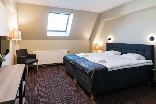 Tek Büyük Yataklı Oda (with Spa Access)