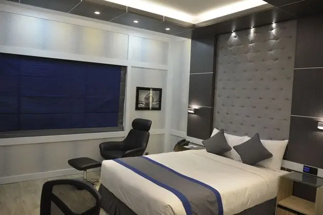 Deluxe Tek Büyük Yataklı Oda, 1 Büyük (Queen) Boy Yatak, Sigara İçilebilir, Şehir Manzaralı